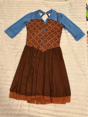 Blue-Sleeve Brown Argyle Pattern Dress with Blue Buttons